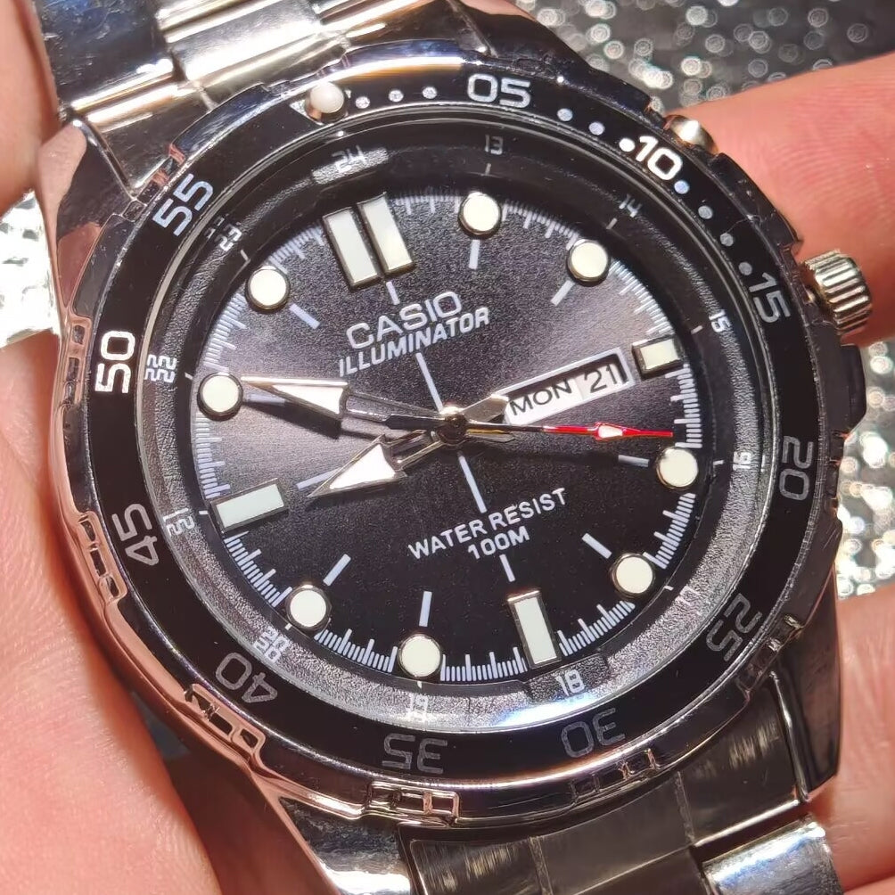Jam tangan pria Casio original dengan ketahanan tinggi